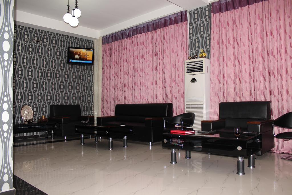 Hotel Cristal Năvodari المظهر الخارجي الصورة